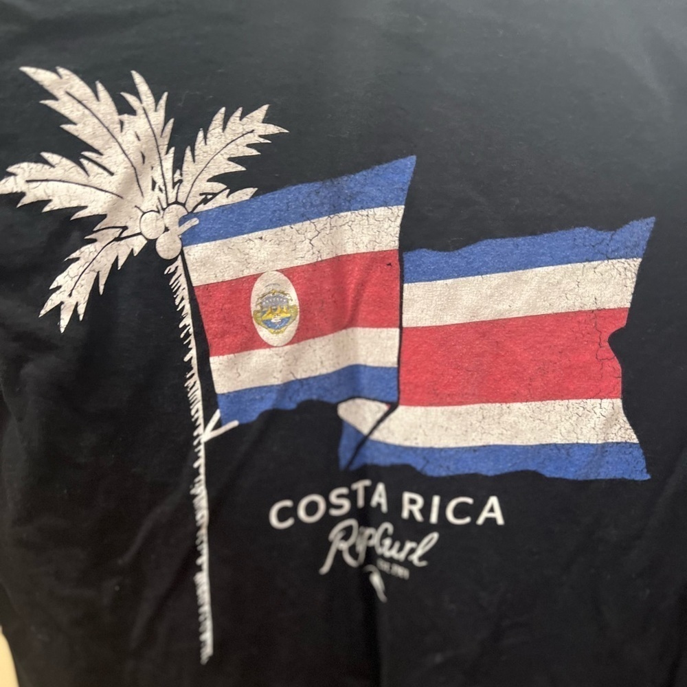 Rip Curl “Costa Rica” t-shirt size small in GUC